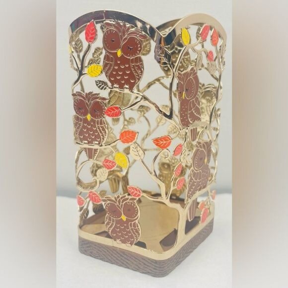 Bath & Body Works ~OWLS WITH BASE ~GENTLE FOAMING  HAND SOAP Holder - Picture 1 of 5